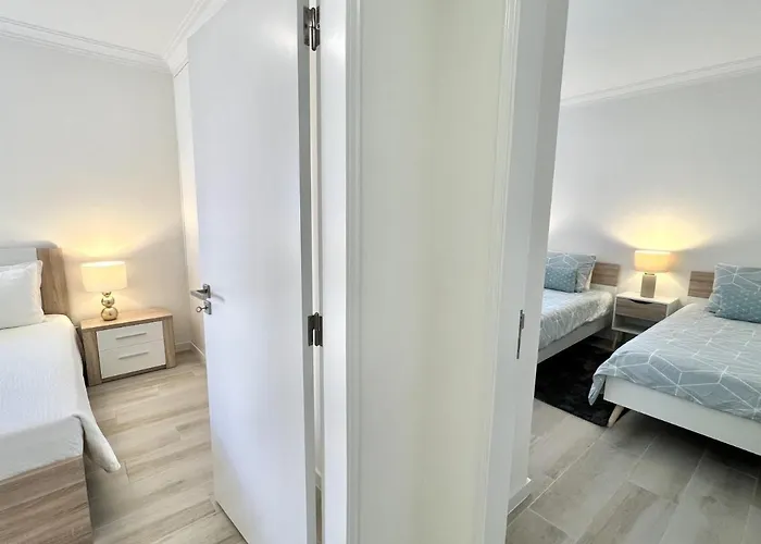 Oceanview - Sea Front By Hd *