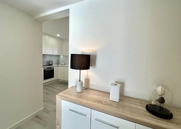 公寓 Oceanview - Sea Front By Hd *